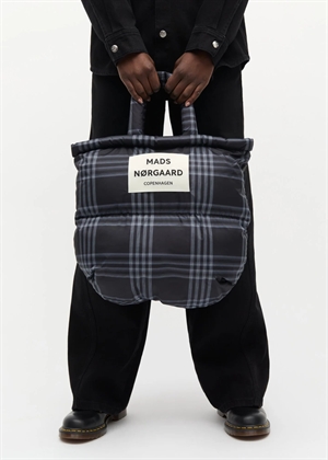 Light ripstop Aop pillow bag Black/Vanilla Ice Mads Nørgaard 